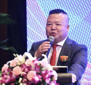 楊鋼 （Yang·Gang）